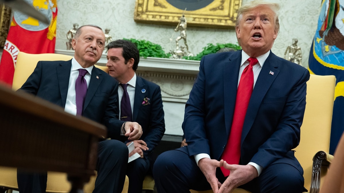 Son dakika... ABD Bakan Trump: Trkiye dlib'de katliam nlemek iin ok alyor