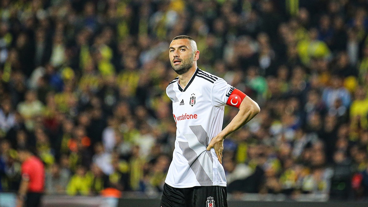 Burak Ylmaz, Beikta'la olan szlemesini 1 yl daha uzatt