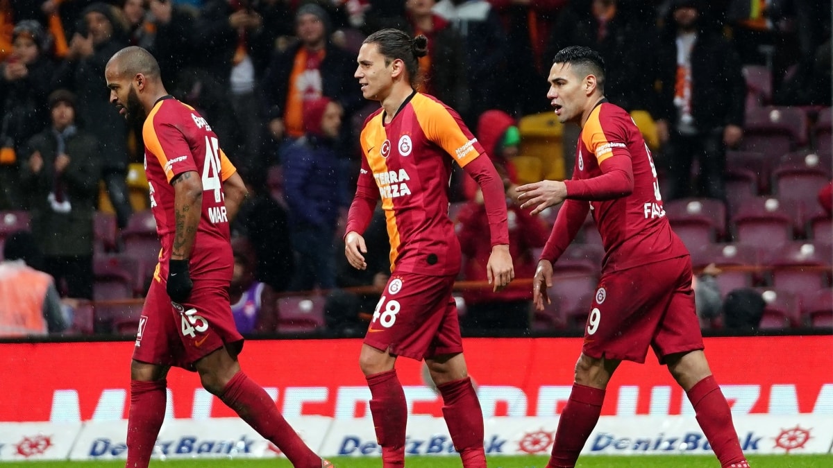 Galatasaray evinde ok rahat