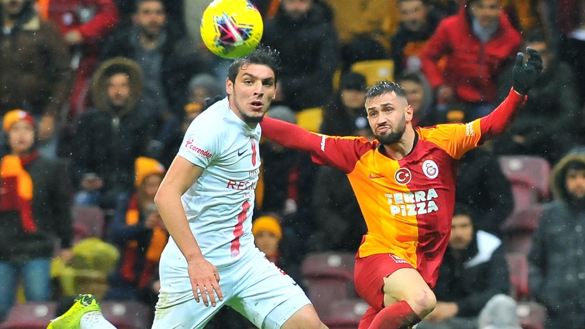 Galatasaray'da asistlerin efendisi mer Bayram