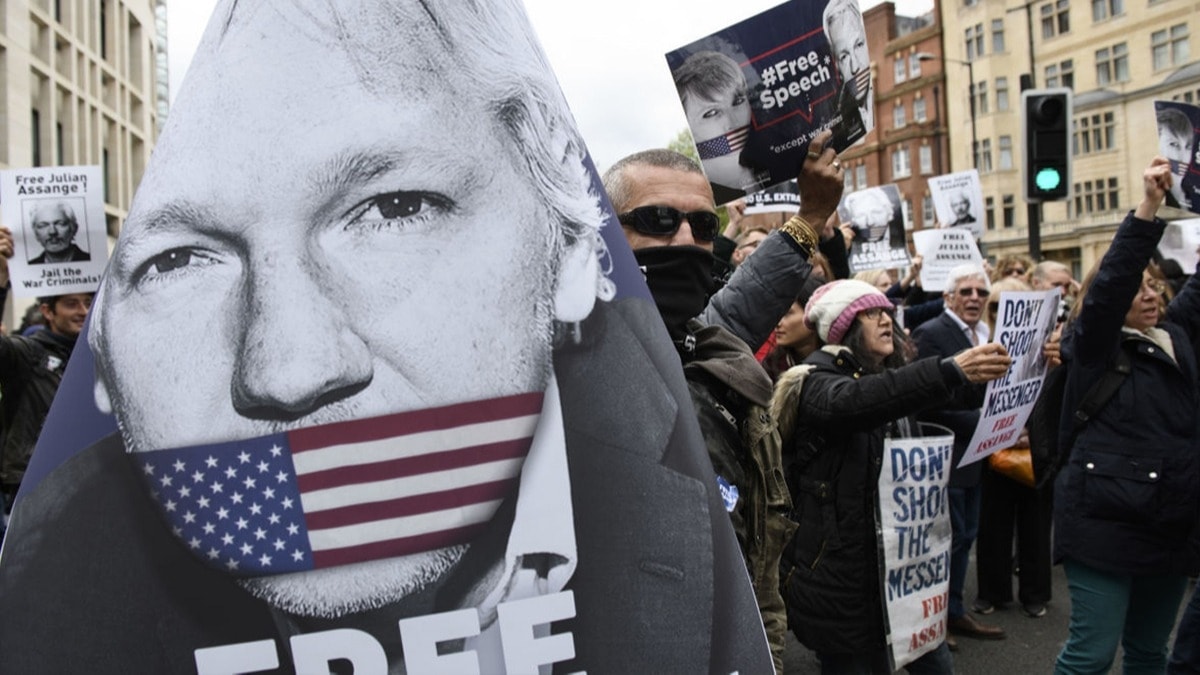 Julian Assange: Burada yava yava lyorum