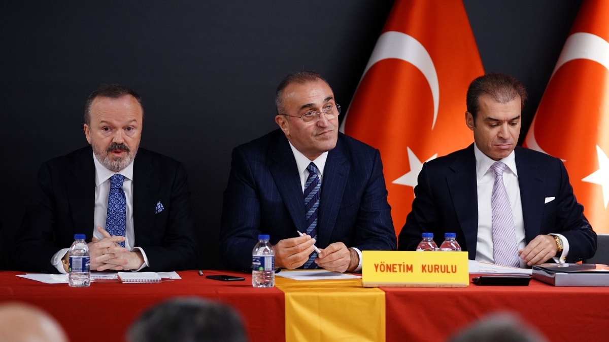 Galatasaray: Hesaplardaki haciz kalkt