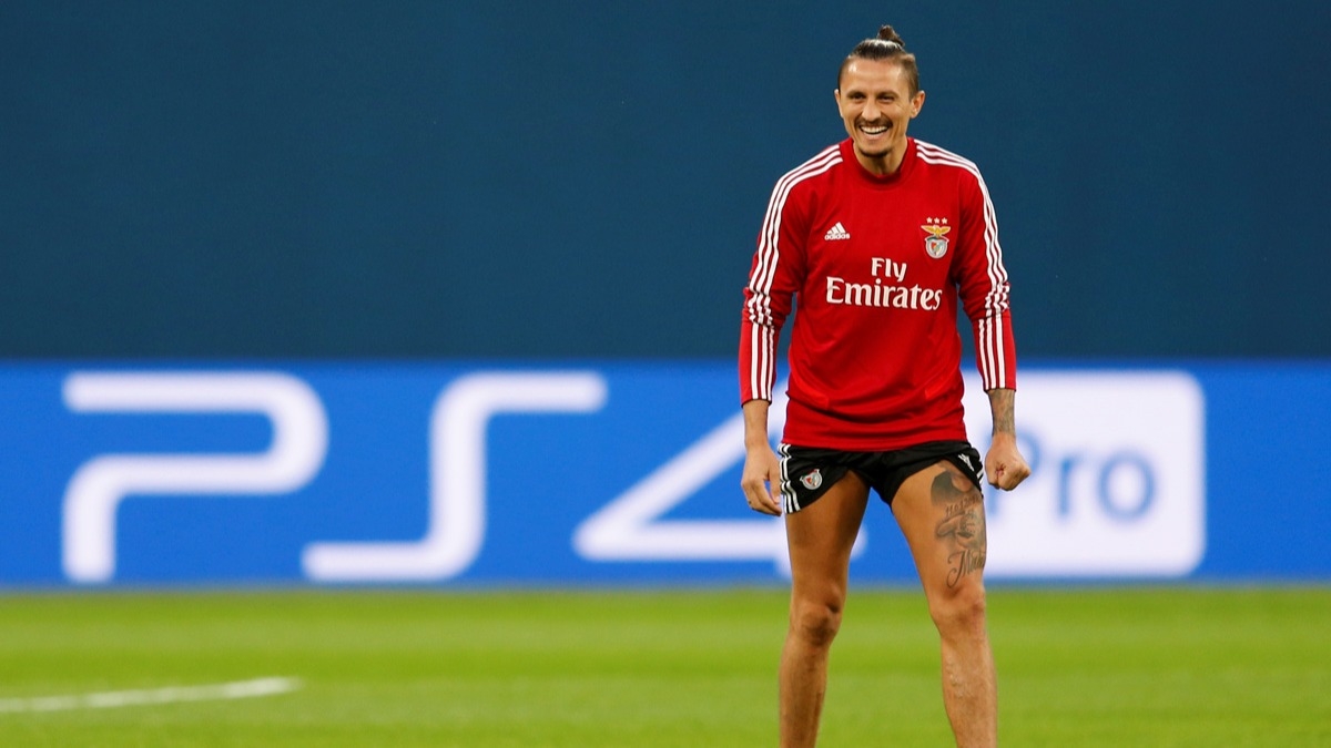 Sivasspor, Benfica ile balarn koparan Ljubomir Fejsa iin harekete geti