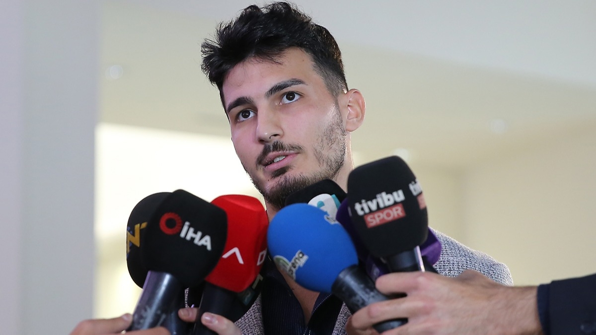 Uurcan akr, Trabzonspor'da kalacak m? Resmen aklad
