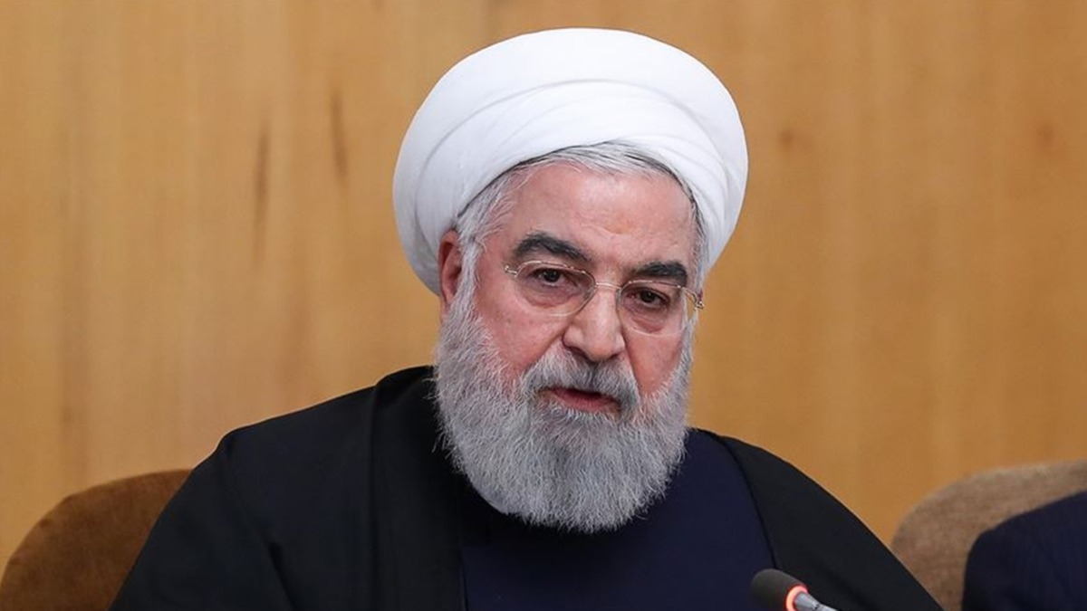 Ruhani, Zelenskiy'i arayarak drlen uak nedeniyle zr diledi
