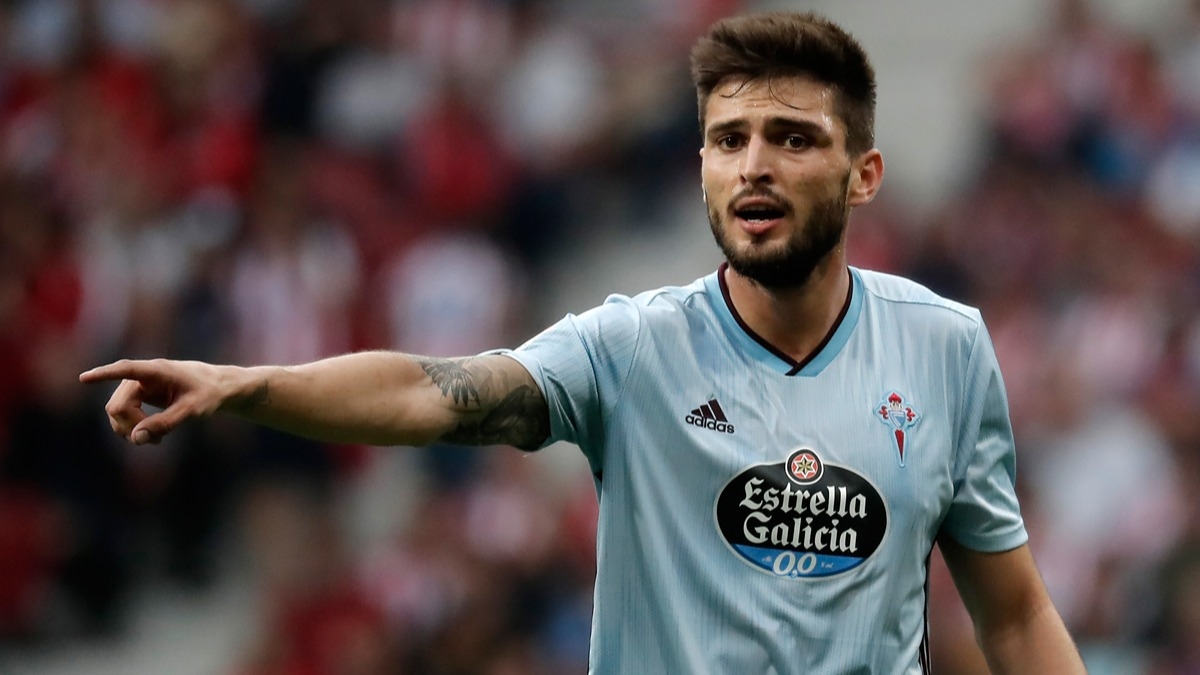 Fatih Terim'in n libero iin listenin ilk srasna yazd isim Okay Yokulu