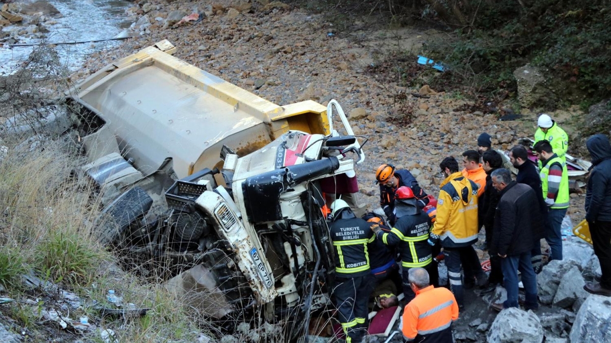 Zonguldak'ta buzlanma kazalar: 13 yaral