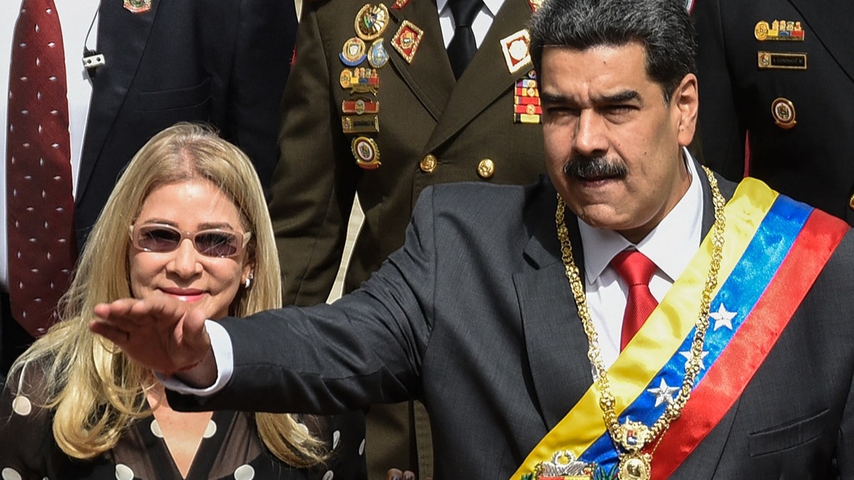 Maduro'dan, ift bakan kriziyle blnen Ulusal Meclise kapanma tehlikesi uyars