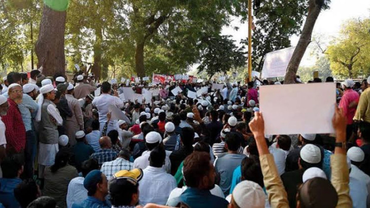 Hindistan'da insan haklar savunucusundan 'anayasal kriz' uyars  