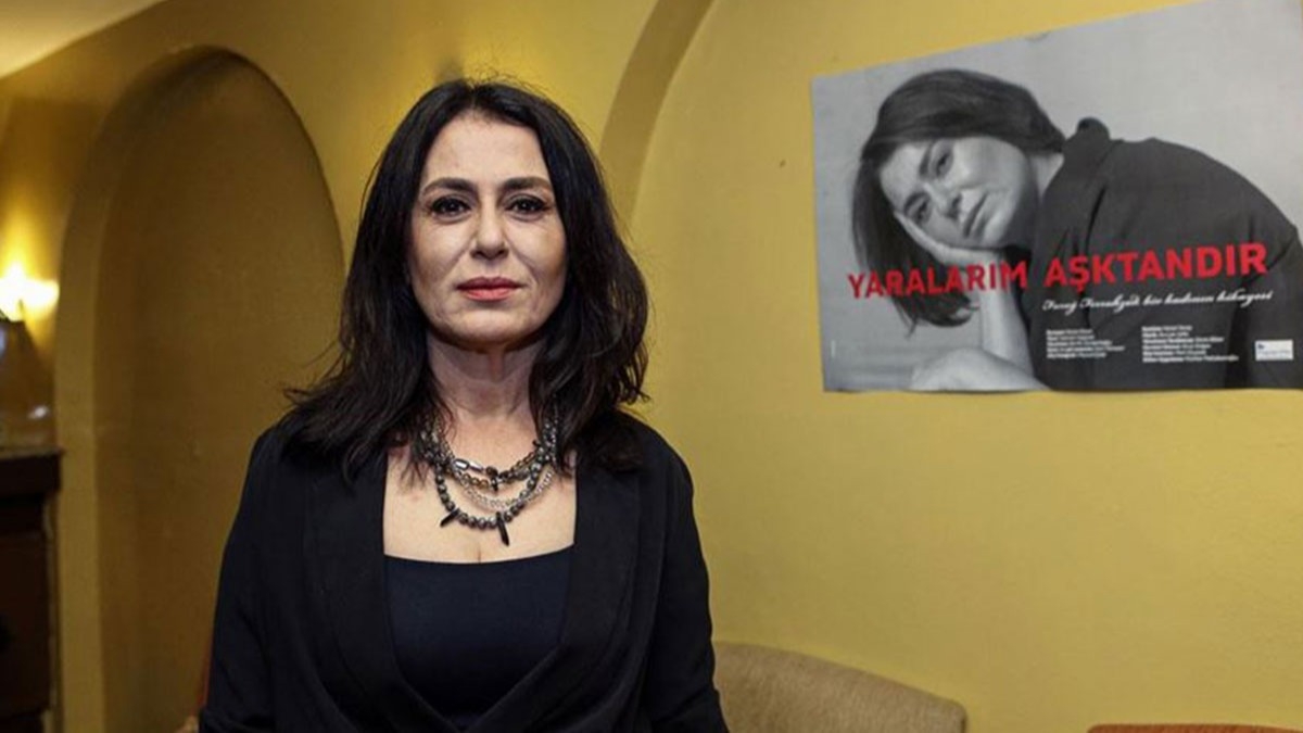 Yaralarım Aşktandır gala yaptı! Furuğ Ferruhzad Yaralarım Aşktandır oyunu konusu ne? 