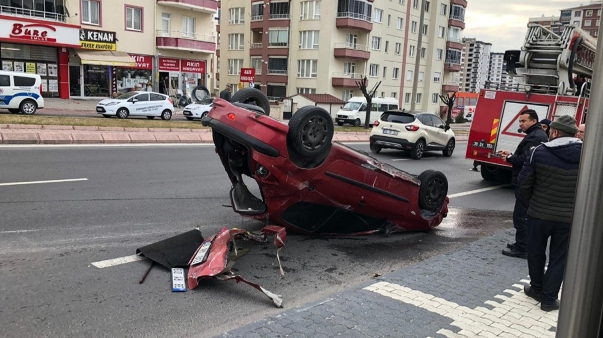 Takla atan otomobilin srcs hafif yaral olarak kurtuldu
