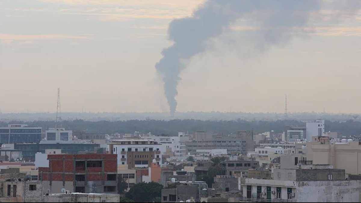Libya'nn bakentinde patlama sesleri