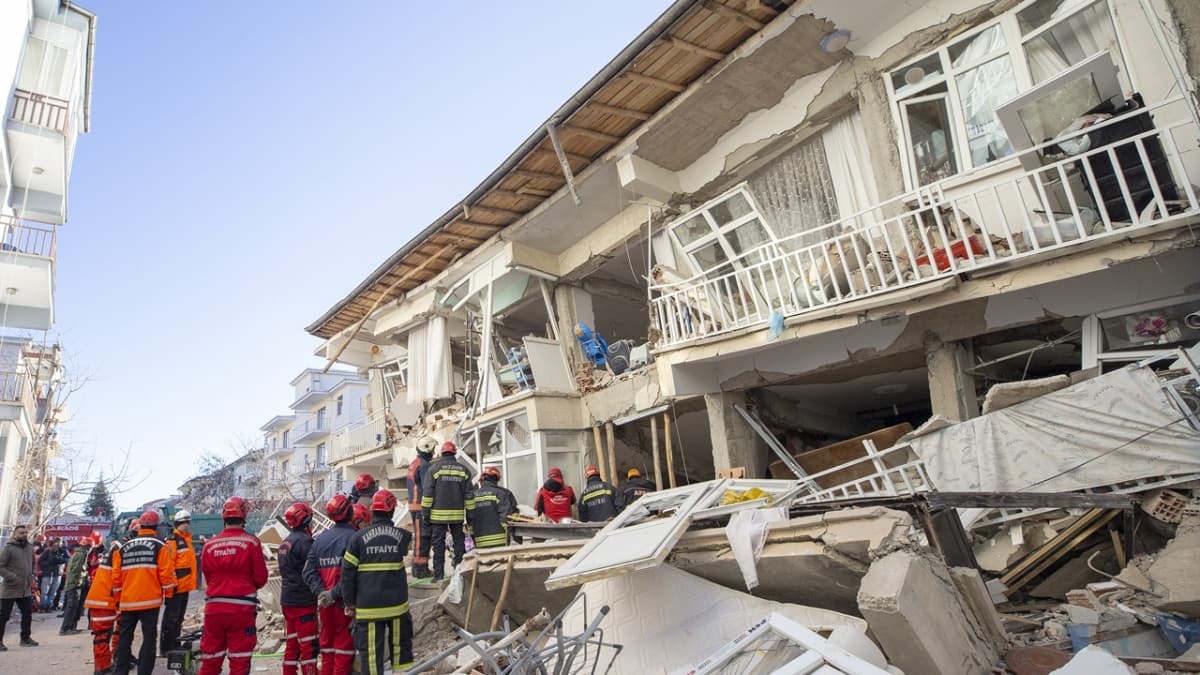 Malatya Valilii: Depremde 56 konut ykld 