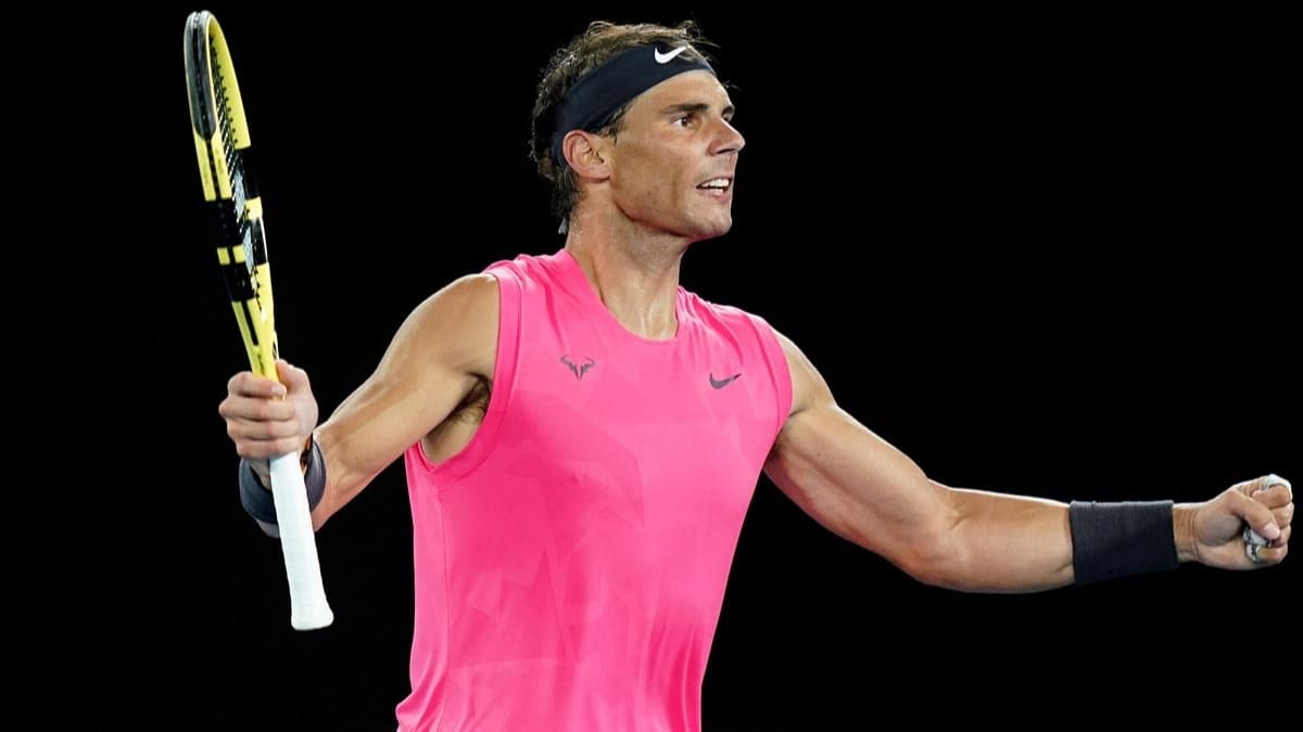 Rafael Nadal, Avustralya Ak'ta eyrek finale ykseldi