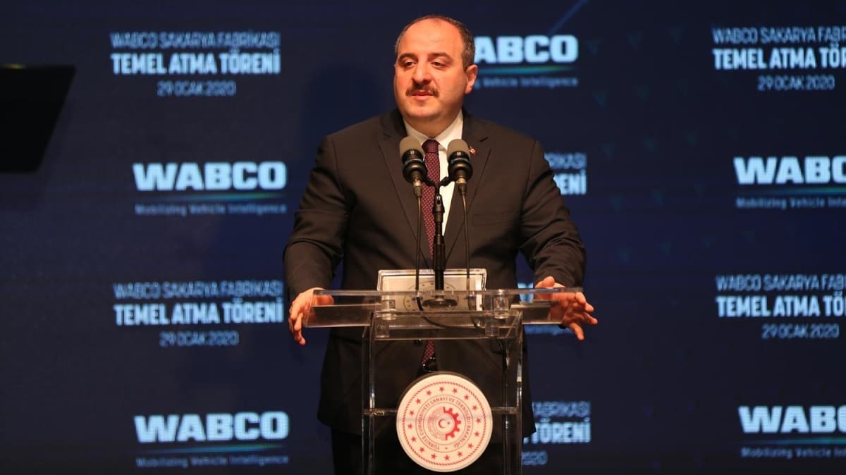 Bakan Varank: Depremden zarar gren iletmelerimize 100 bin liraya kadar faizsiz kredi vereceiz