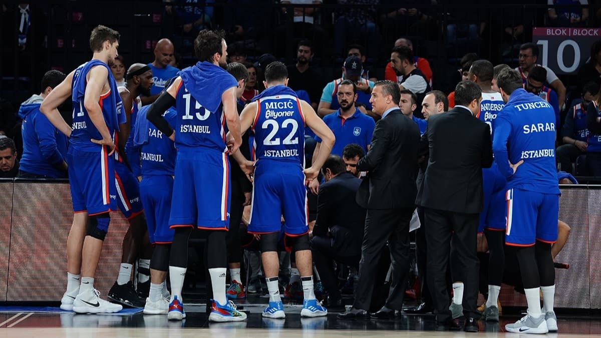 Lider Anadolu Efes, Srbistan deplasmannda