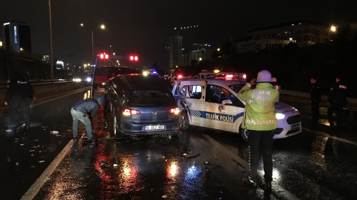 Maltepe'de zincirleme trafik kazasnda 4 kii yaraland