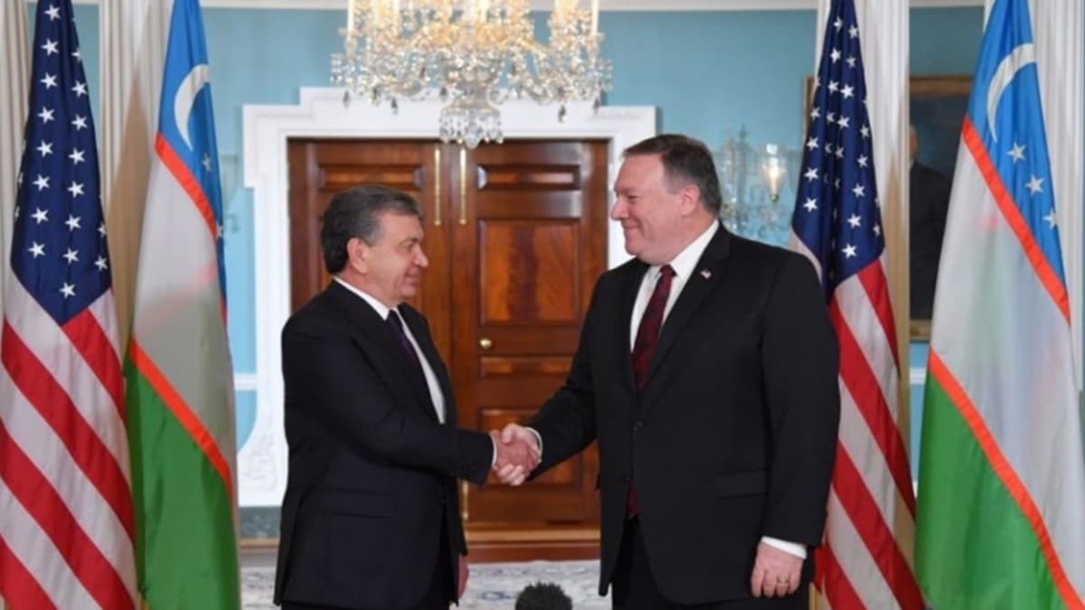 zbekistan Cumhurbakan Mirziyoyev, ABD Dileri Bakan Pompeo'yu kabul etti