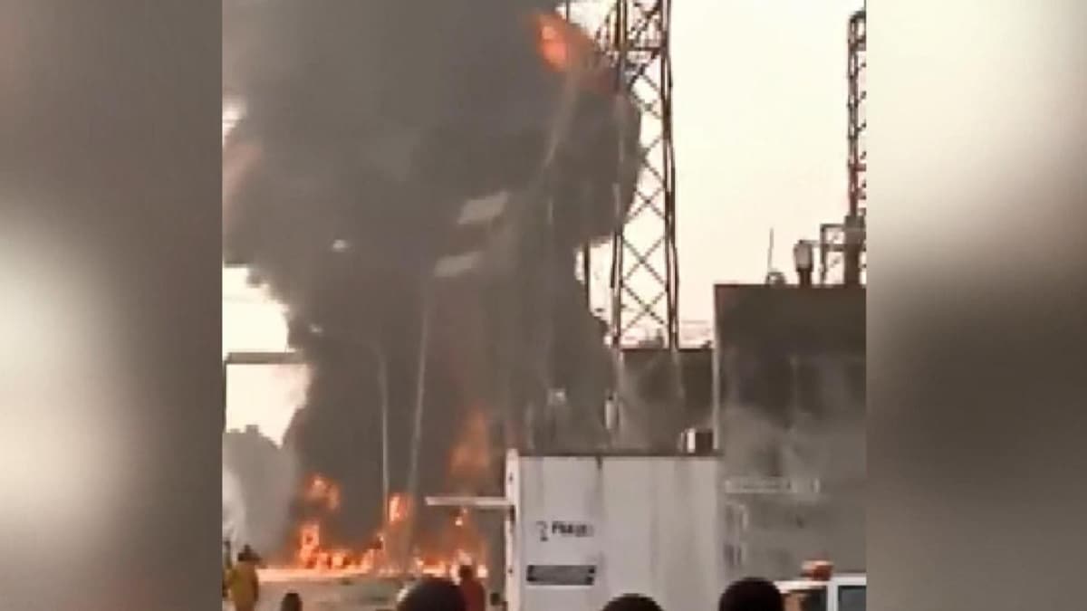 Nijerya'da enerji santralinde yangn