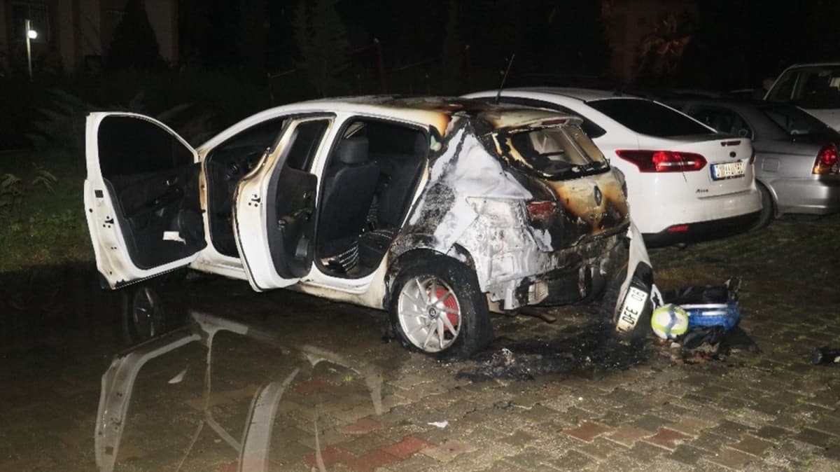 Park halindeki otomobil benzin dklerek kundakland  