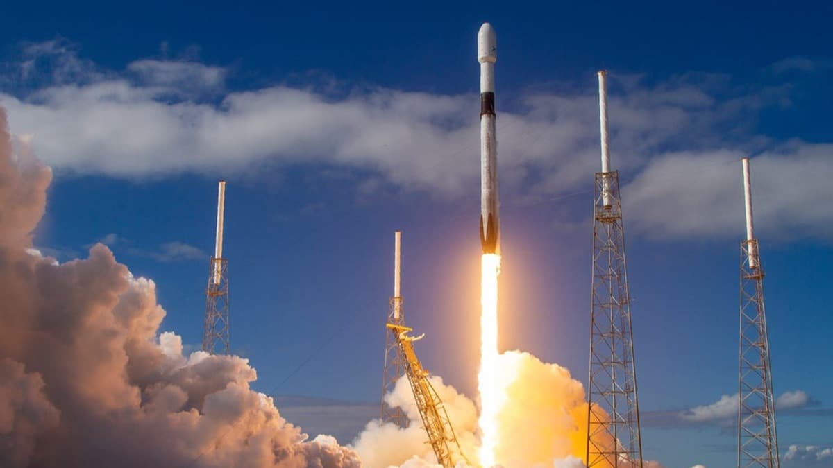 SpaceX, yeni bir grev iin NASA'dan 80 milyon dolar alacak
