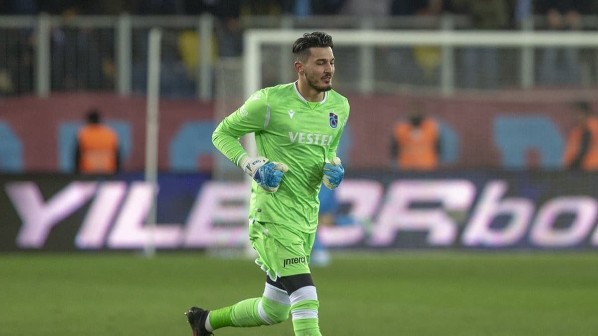 Muslera'ya kafa tutan kaleci