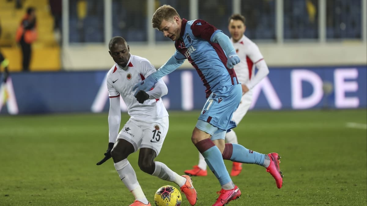 Alexander Srloth PFDK'lk oldu
