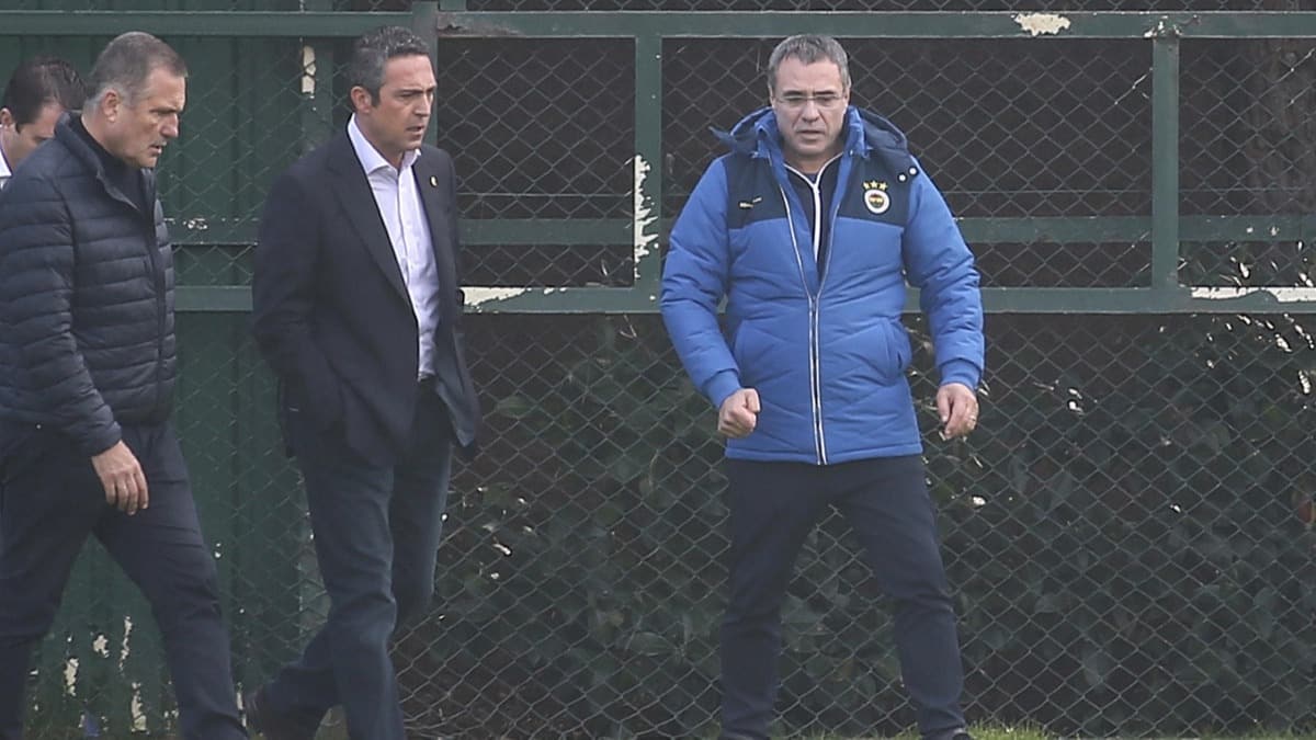 Ynetimden Ersun Yanal'a yaylm atei: Hakemler tamam da biz ne oynuyoruz hocam