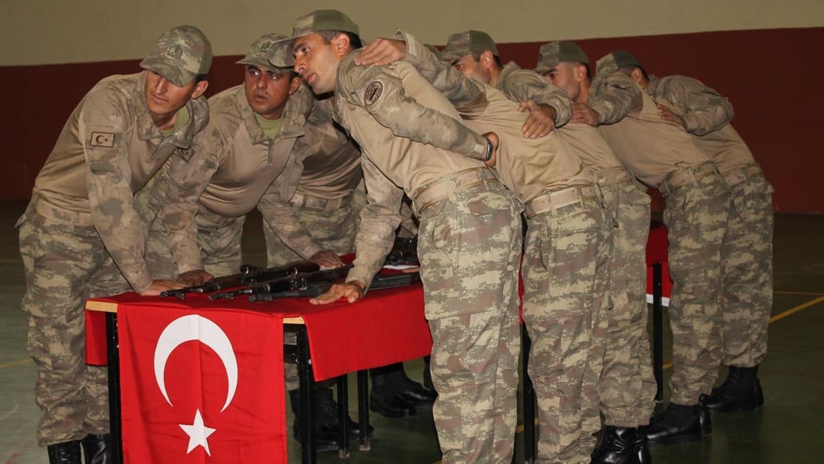 Mu'ta 223 gvenlik korucusu greve balad