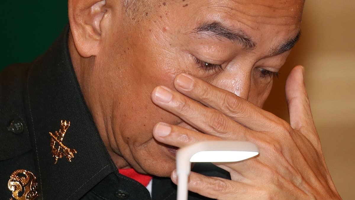 Tayland Genelkurmay Bakan, bir askerin dzenledii silahl saldr iin zr diledi