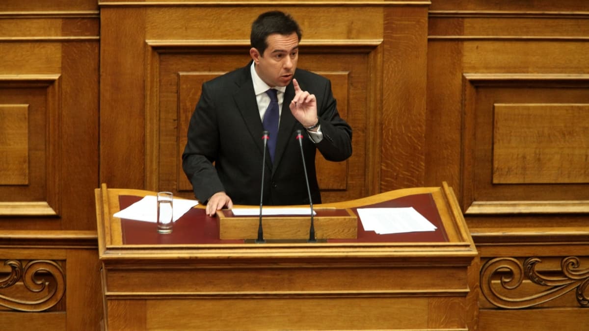 Yunan hkmeti haftada 200 gmeni geri gndermeyi hedefliyor