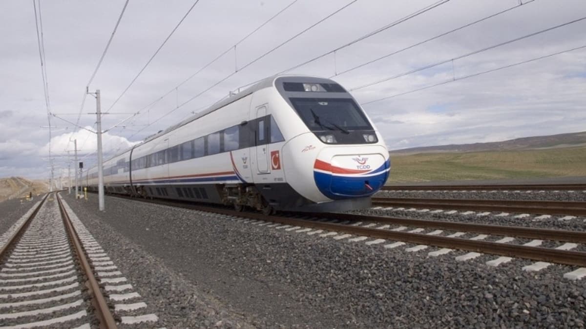 ''Bursa 2023 ylnda hzl trenle buluacak'' 