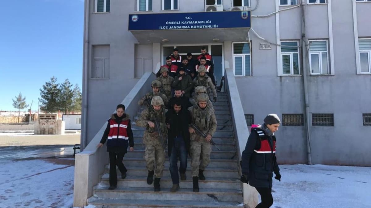 Mardin'de uyuturucu operasyonunda yakalanan 8 kiiden 6's tutukland  