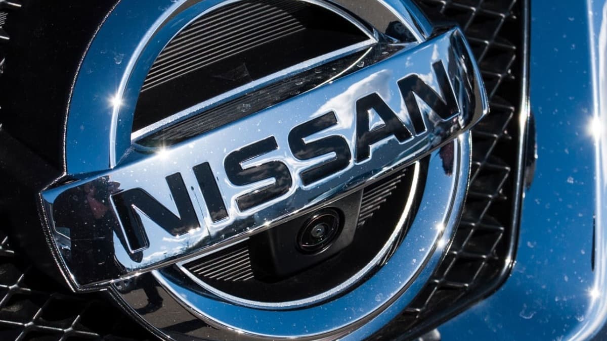 Nissan, Subaru'nun gerisine dt
