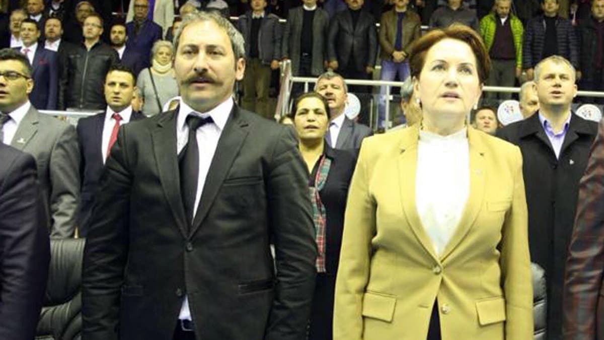 Millet ttifak'nda atlak! Y Partili Akaln, CHP'li yneticileri sulad 