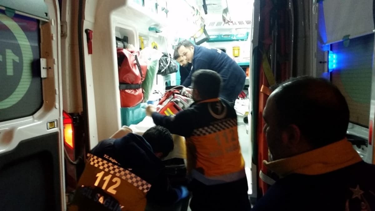 Oynad tfek ate alnca yaraland 