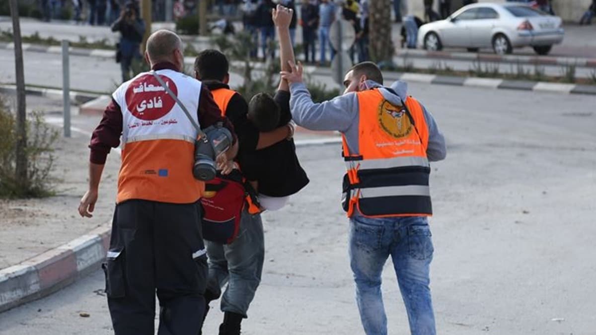 srail askerlerinin at ate sonucu yaralanan 9 yandaki Filistinli gzn kaybetti