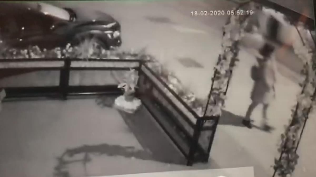 Maltepe'de takla atan otomobil kamerada
