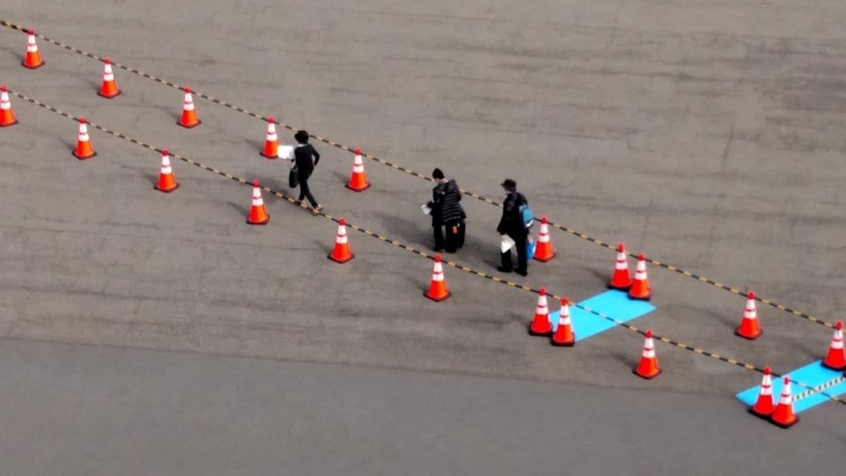 Japonya'daki gemide karantina sona eriyor  