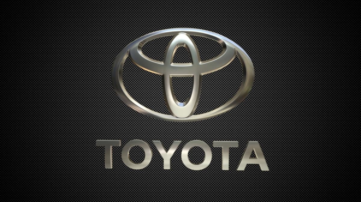 Toyota, istemsiz hzlanmann yol at kazalar nleyecek 