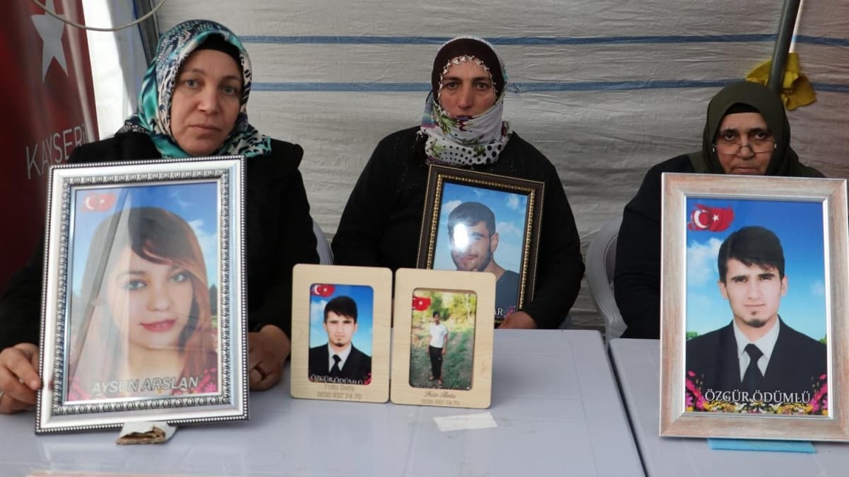 Diyarbakr annelerinin oturma eylemine 3 aile daha katld 