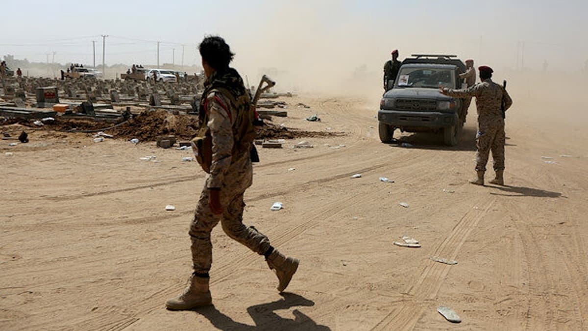 Husilerle girilen atmada Yemen ordusundaki bir tugeneral ld 