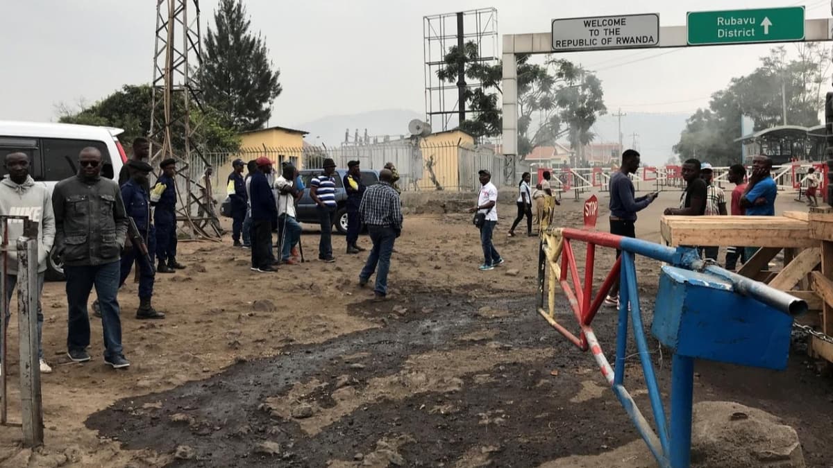 Ruanda ile Uganda arasndaki snr kaps yeniden alyor