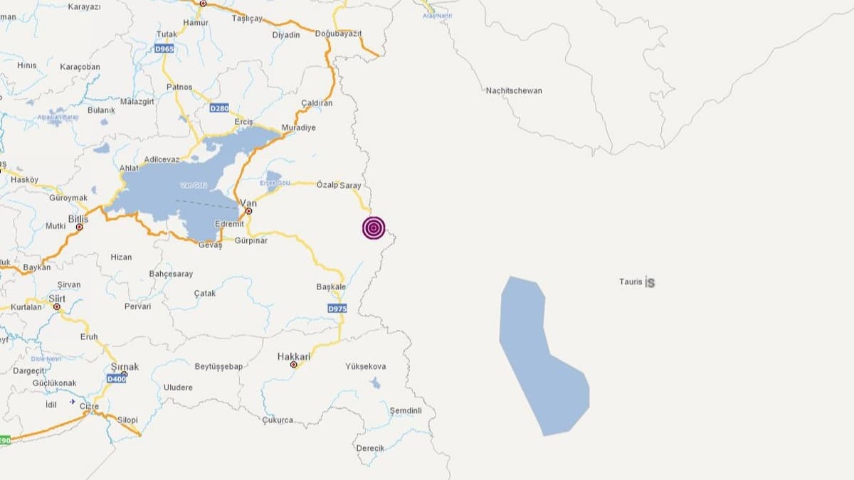 ran'daki depremde 25 kii yaraland 