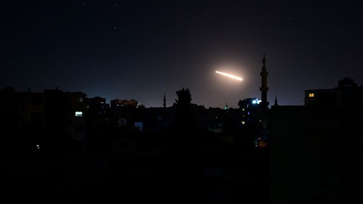 srail'den Suriye'deki hedeflere saldr
