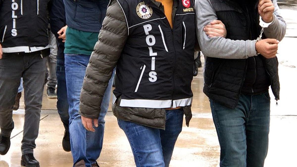 Ankara'da FET operasyonu: ByLock kullancs 24 pheli hakknda gzalt karar
