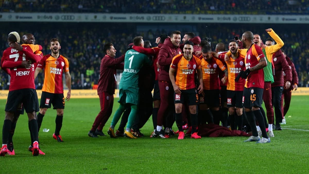 Galatasaray'dan 'byle bir ey olabilir mi ya' tirt