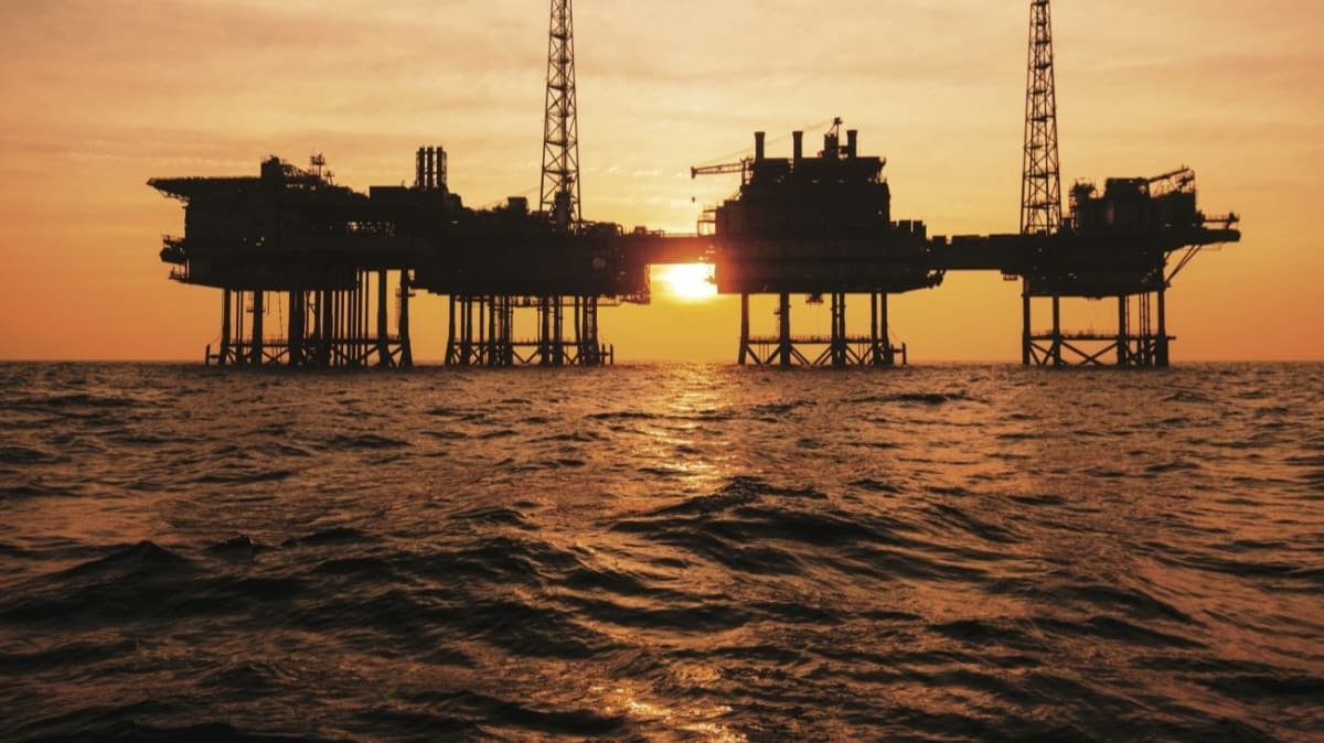 Lbnan'n Akdeniz'deki petrol ve doal gaz arama almalar yarn balyor 