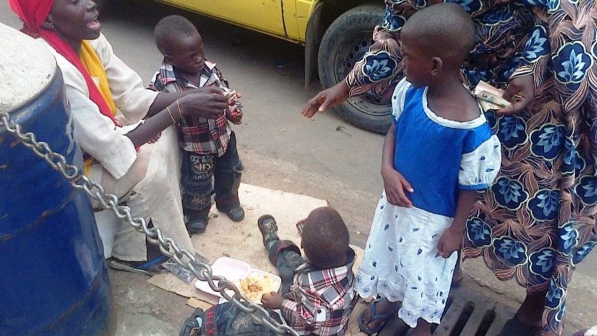Nijerya'da ocuklarn dilencilik yapmas yasakland