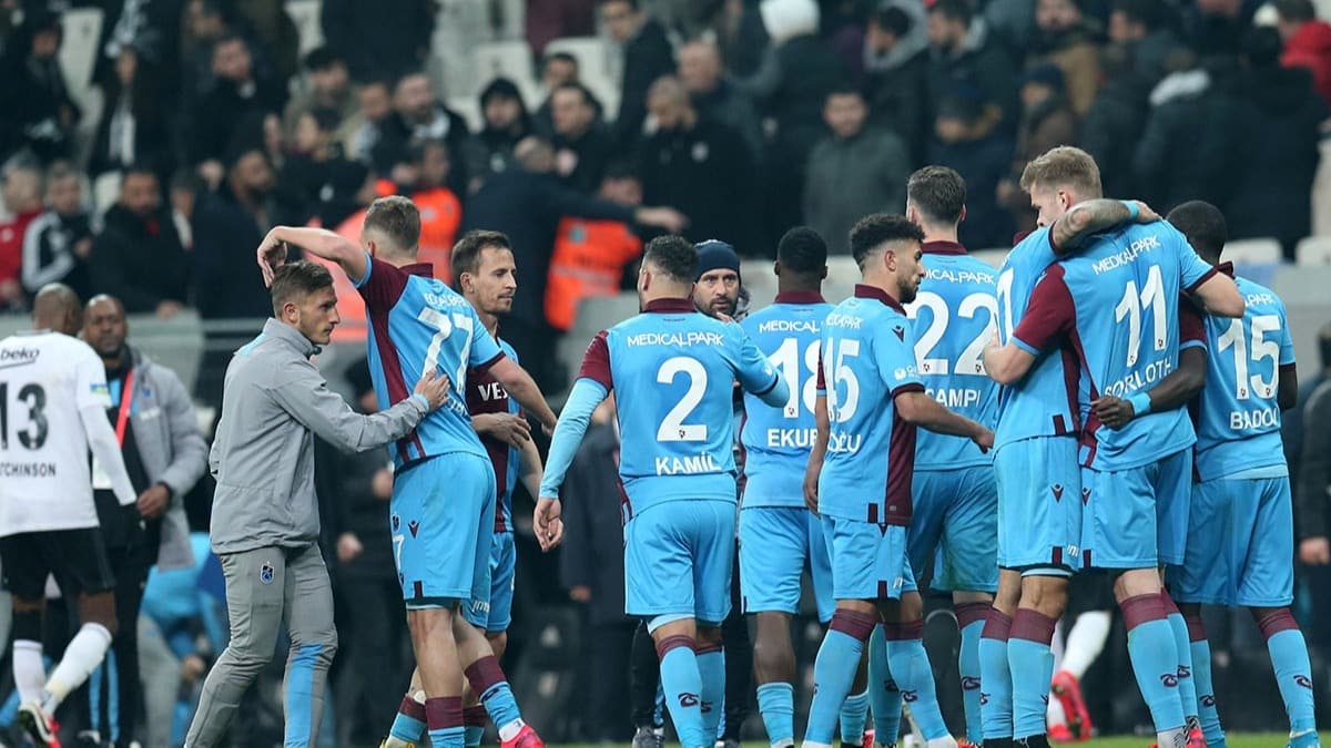 Trabzonspor'un sol beki Novak Galatasaray'a imza atacak